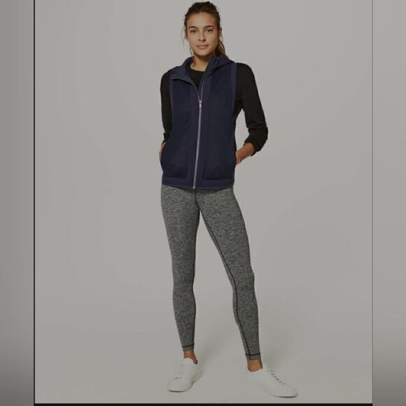 Lululemon The Spaces In-Between Vest navy blue size 4 - Picture 3 of 15